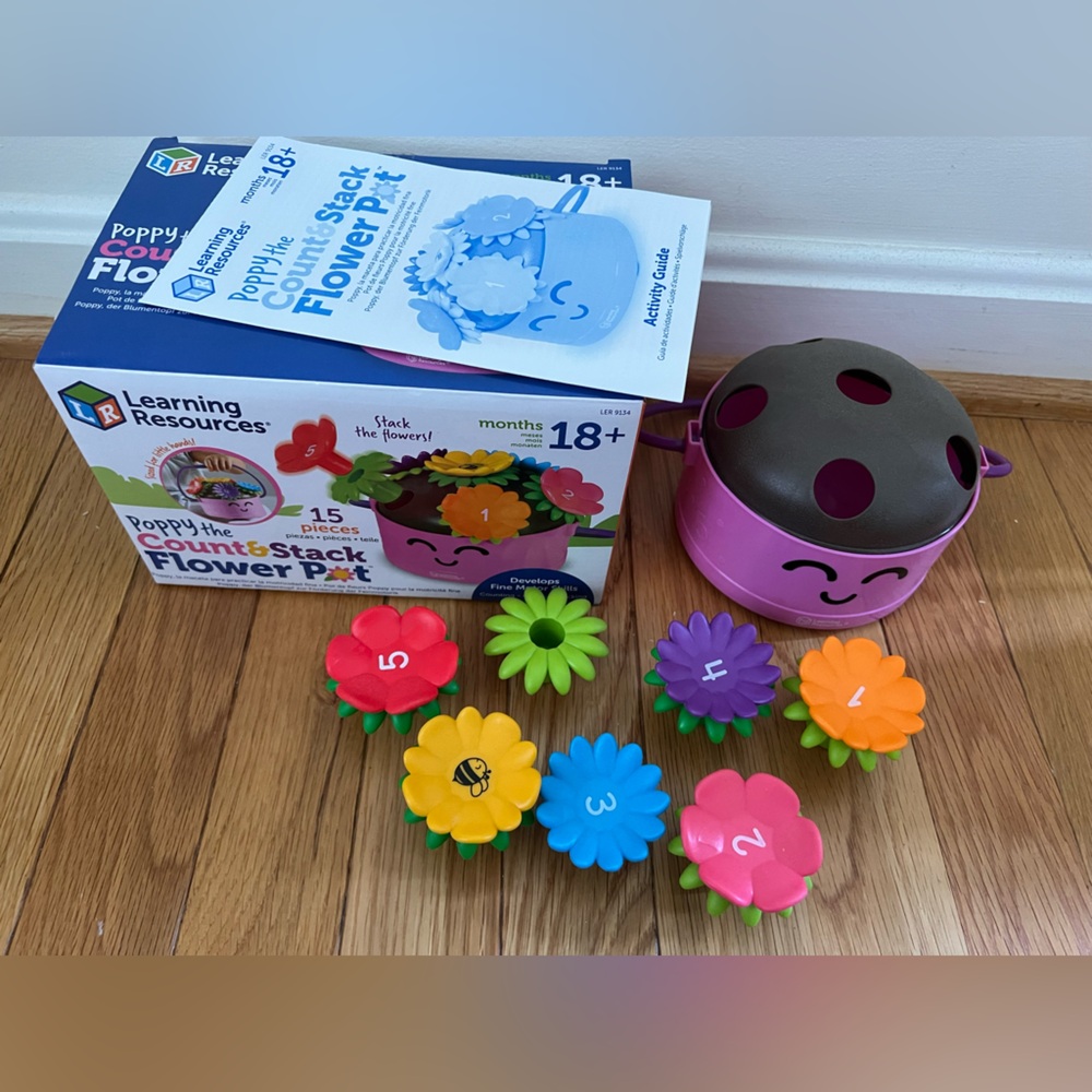 Poppy the Count & Stack Flower Pot Toy